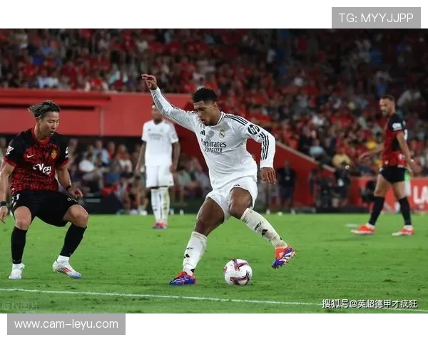 贝林厄姆受伤倒地瞬间，皇马医疗团队迅速入场处理